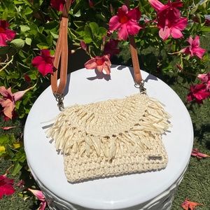 Billabong tropical woven hip/crossbody/shoulder bag, versatility and style